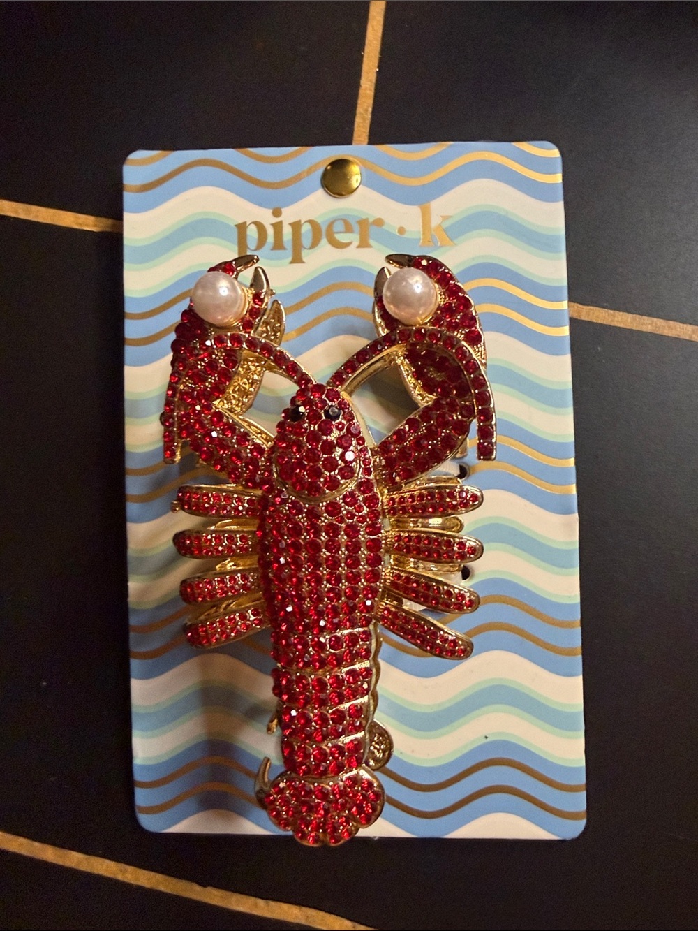 piper•l Red Crystal Lobster Hair Clip